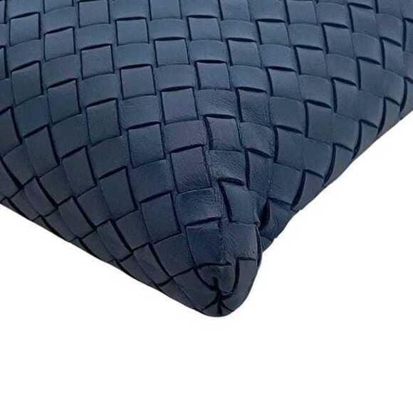 BOTTEGA VENETA Blue Leather Intrecciato Shoulder Bag - Picture 8 of 11